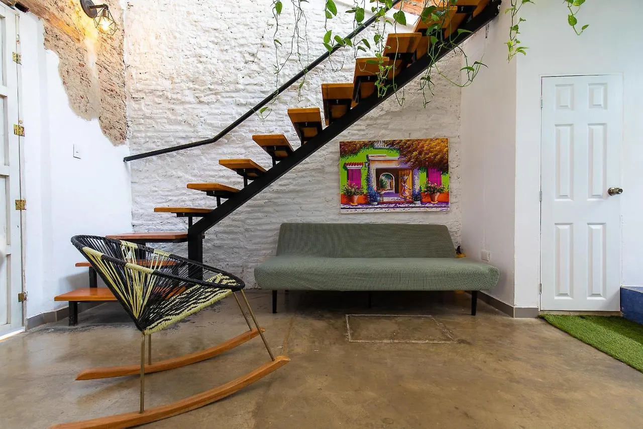 Fun House Pool & Rooftop Best Location Getsemani! Cartagena Vakantiehuis